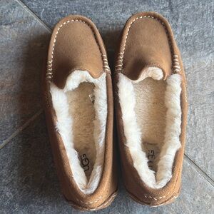 UGG® Ansley Slipper - Chestnut